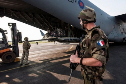 Fransa'da yeni askerlik modeli