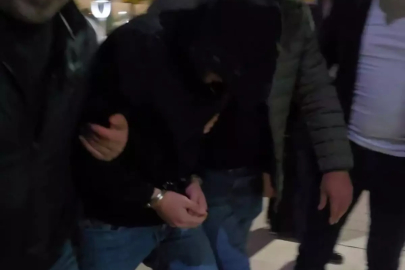 Polis Memuru Kuyumcuda Soygun Yaptı: 170 Altın Bilezikle Yakalandı