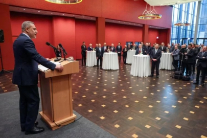 Bakan Fidan, Türkiye'nin Berlin Büyükelçiliğini ziyaret etti