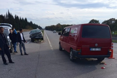 Bursa'da 'U' dönüşü yasak yerden dönmeye çalıştı! Kaza kaçınılmaz oldu...