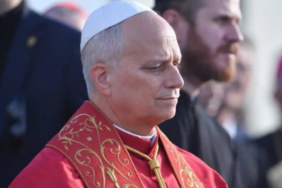 İznik'te Papa böyle karşılandı! Bir tarafta tekbir, bir tarafta ameno...