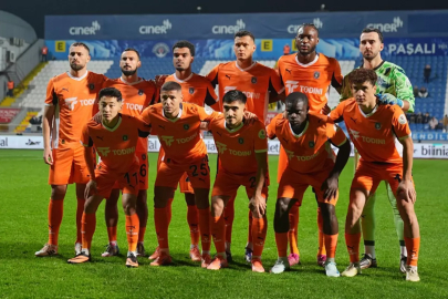 RAMS Başakşehir'de 2 futbolcu Fenerbahçe maçında cezalı