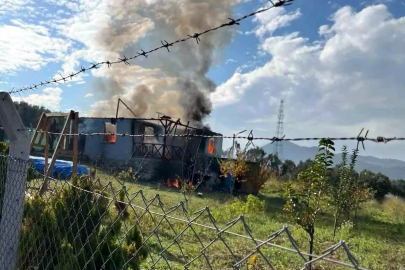 Bilecik'te Bağ Evinde Yangın: Ev Kullanılamaz Hale Geldi