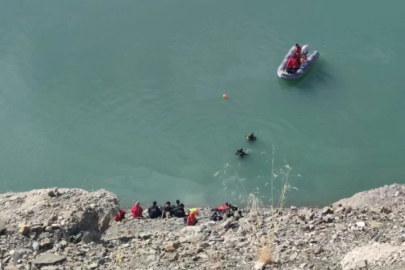 Otomobil baraj golüne uçtu! Kazada can pazarı yaşandı...