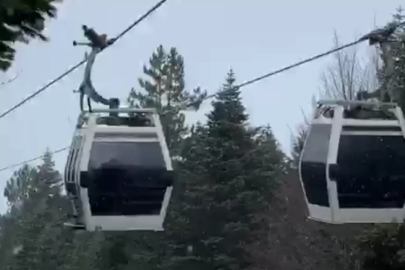 Teleferikte kar şöleni! Uludağ'da kış sezonu umut verdi...