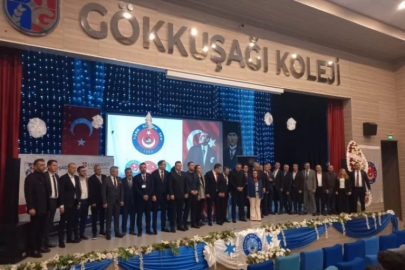 Türk Sağlık-Sen Bursa şubesi kongresi yapıldı! Karabayır yeniden başkan...