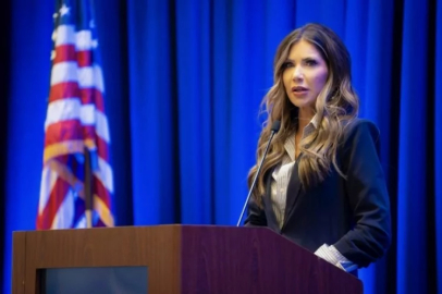 ABD İç Güvenlik Bakanı Noem, Venezuelalı göçmenlerin sınır dışı edilmesini onayladı