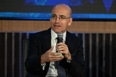 Bakan Şimşek: Türkiye-BAE ekonomik ortaklığının yeni bir ivme kazanacağına inanıyoruz