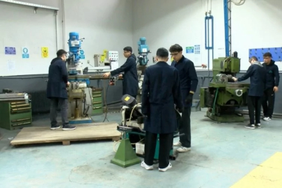 Bursa'da fabrika gibi çalışan lise! Tam 27 ülkeye ihraç ediyorlar...