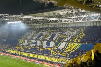 Fenerbahçeli taraftarlardan derbiye özel koreografi