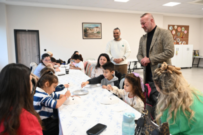 Karacabey Belediyesi’nden Anne-Çocuk Maske Boyama Atölyesi