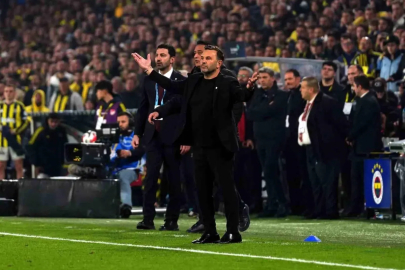 Okan Buruk, Kadıköy'de Dört Derbide Yenilmezliğini Sürdürüyor