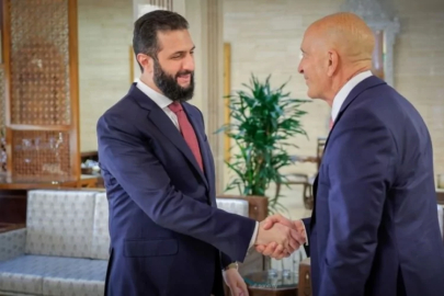 Suriye Devlet Başkanı eş-Şara, ABD'nin Suriye Özel Temsilcisi Barrack'ı kabul etti