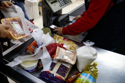 Zam haberini duyan markete koşuyor!