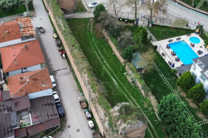 Bursa'da Papa ziyaret etti, sit alanındaki arsalar değerlendi