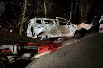 Feci kazada sürücü yanarak can verdi!