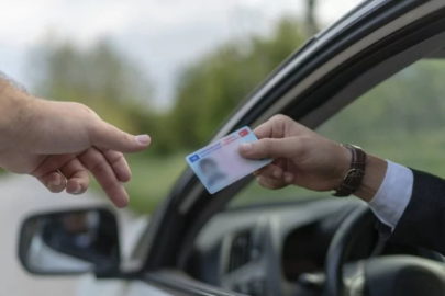 Sürücü belgeleriyle ilgili önemli karar!