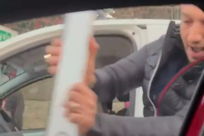 Ataşehir'de trafikte tartıştığı kadın sürücünün aracına saldırdı; şüpheli gözaltında