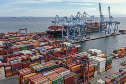 Bakan Bolat: 2030'a kadar 500 milyar dolara ulaşmayı hedefliyoruz