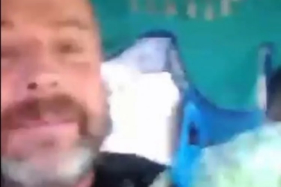 Belediye önünde kendini yaktı!