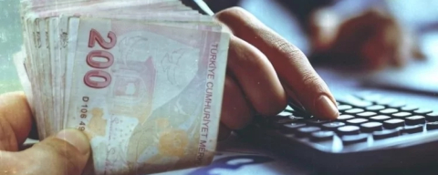 Sigaraya en az 5 TL, akaryakıta 1,7 TL