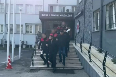 Bursa'nın göbeğinde kanlı baskın!