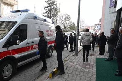 Kayınpeder, gelinini tabancayla yaralayıp, onun kız kardeşini öldürdü