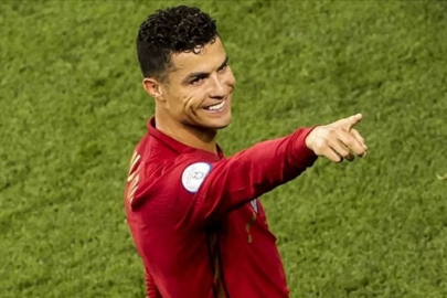 Ronaldo da yapay zeka dünyasına adım attı! Tek platformda...