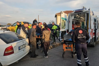 Bursa'da göl yolunda bir kaza daha! Yaralı var