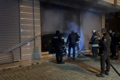 Çay toplama makinesi deposunda yangın