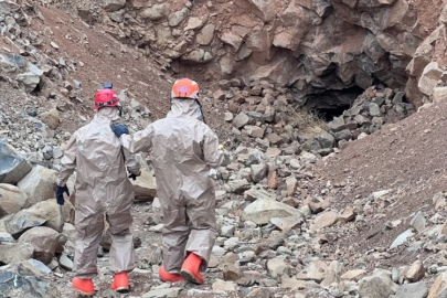 Mağarada tüyler ürperten görüntü! 2 metre derinlikte bulundu