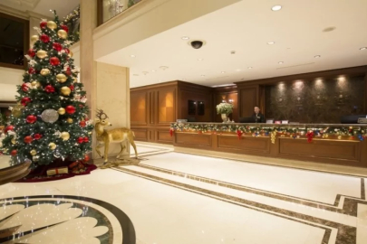 Almira Hotel'den Kübra Lana ve Orkestrası ile Yılbaşı Kutlaması