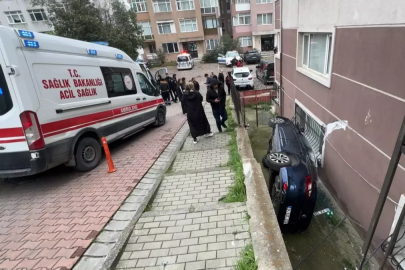 Avcılar'da Otomobil Bahçeye Düştü: 2 Çocuk Yaralı