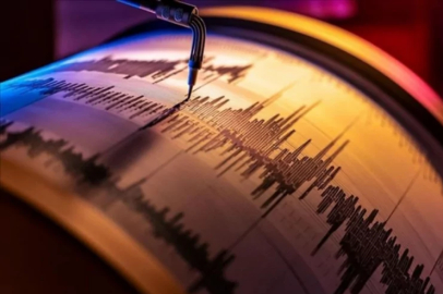 Bir ili açık açık uyardı! 5,5 üzerindeki deprem için tarih verdi