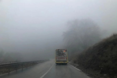 Bursa'da bir ilçe kayboldu! Sürücüler trafikte, vatandaşlar yaya yolunda zorlandı...