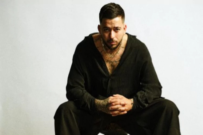 Dünyaca ünlü Bursalı DJ hayalindeki arabayı aldı!