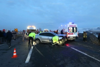 İki otomobilin çarpışması sonucu 6 kişi yaralandı