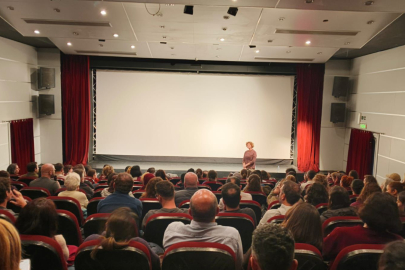 Pelin Esmer, yeni filmiyle Nilüfer’de sinemaseverlerle buluştu