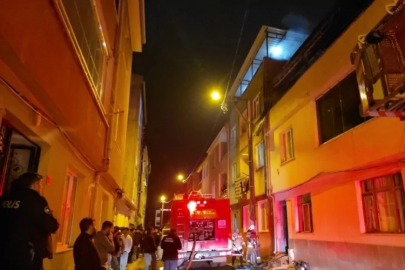 Bursa'da geceyi aydınlatan yangın! Ekipler süratle müdahale etti...