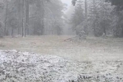 Eskişehir'e mevsimin ilk karı yağdı