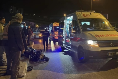 Hafif ticari araçla çarpışan motosikletteki 2 kişi yaralandı