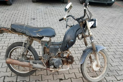 Çalıntı motosikletin ehliyetsiz sürücüsüne 19 bin lira ceza!