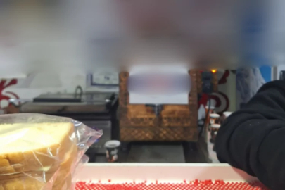 Bursa'da 'böcekli kahve' iddiası! Ağzına geldi, yutmadan çıkardı