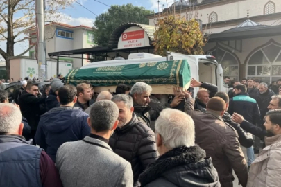 Bursa'da sahilde cesedi bulunan genç toprağa verildi...