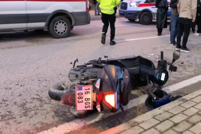 Bursa'da yolun karşısında geçmek istedi, motosiklet altında kaldı...