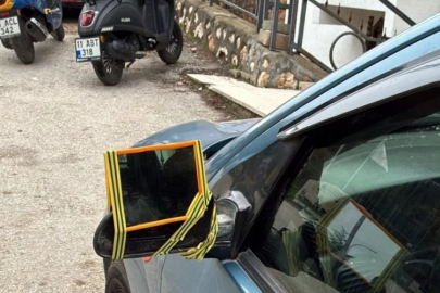 Dikiz aynası kırılan sürücü çareyi böyle buldu