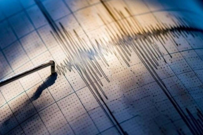 Japonya'da 6.7 deprem! Tsunami uyarısı...