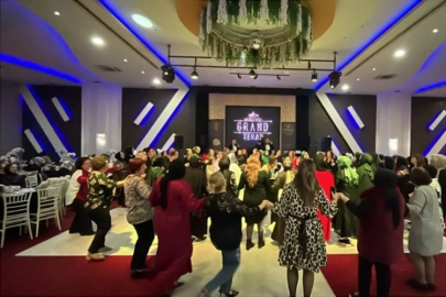 Bursa'da kadınlar matinesi coşkusu!