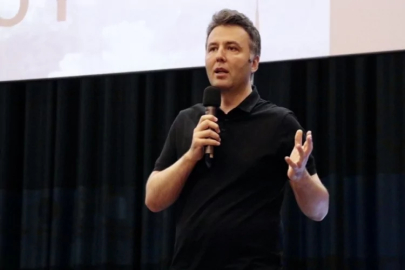 Kadın spikerden Mehmet Akif Ersoy hakkında şoke eden sözler!