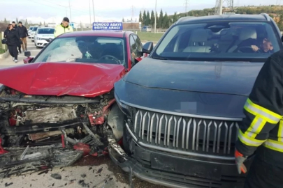 Aday sürücü direksiyon sınavında kaza yaptı: 4 yaralı